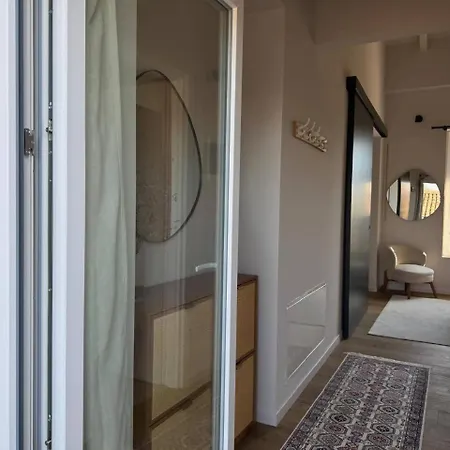 Eleganza & Relax - La Dimora Degli Artisti Apartment