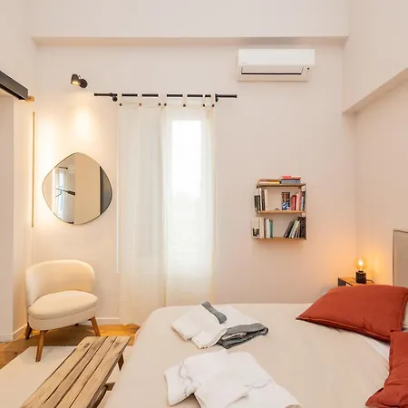 Eleganza & Relax - La Dimora Degli Artisti Apartment *